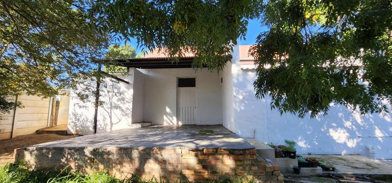 4 Bedroom Property for Sale in Bergzicht Western Cape